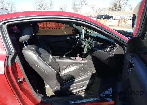 2011 Ford Mustang Gt Premium z USA, uszkodzony, nr VIN 1ZVBP8CF5B5164320